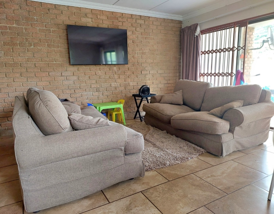 Commercial Property for Sale in Zoutpansdrift North West